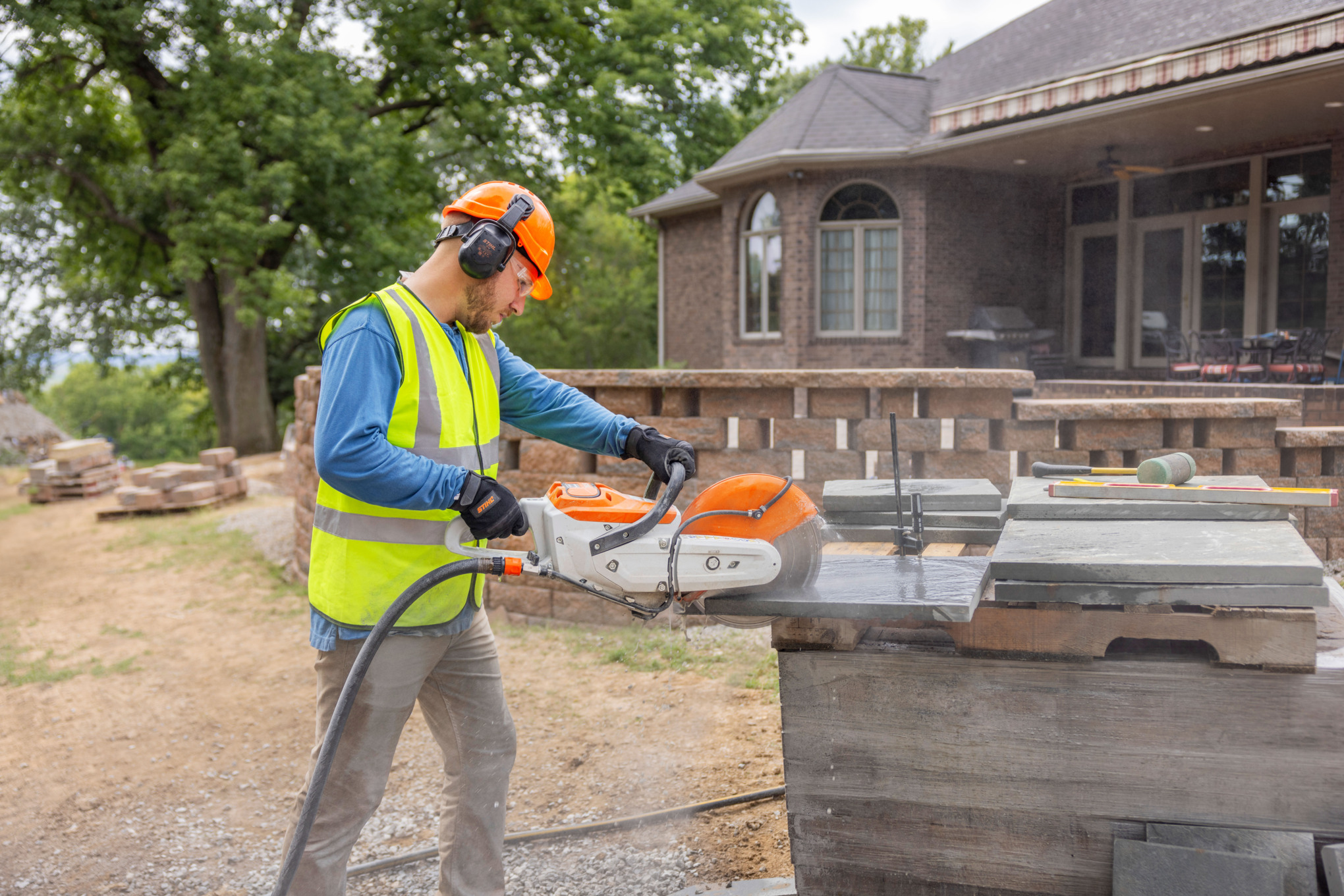 découpeuse à disque sur batterie STIHL TSA 300